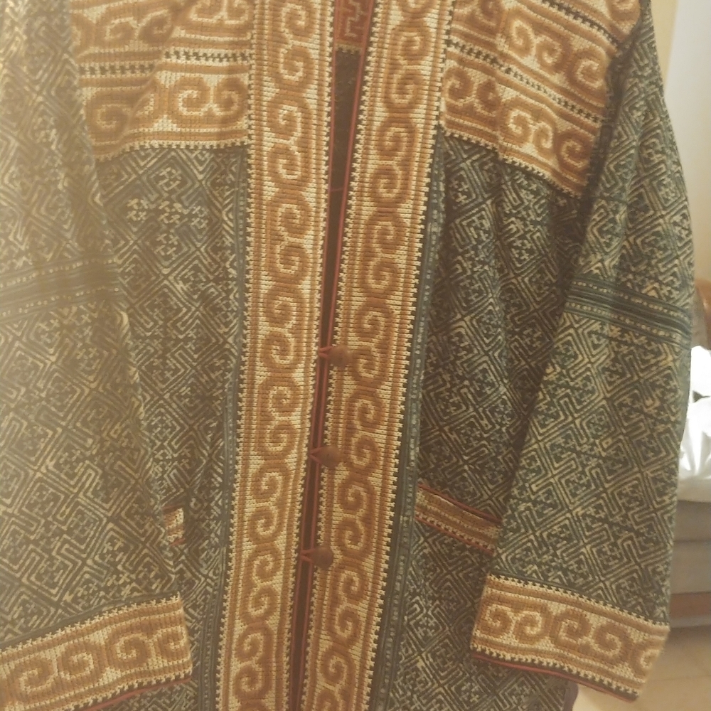 Hand embroidered reversible jacket - Picture 1 of 7